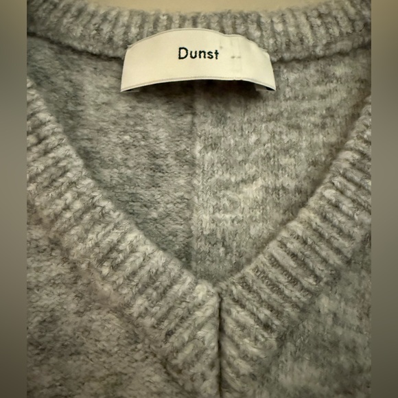 LAST CALL Dunst Unisex Divide Gray Knit Vest - Picture 3 of 6